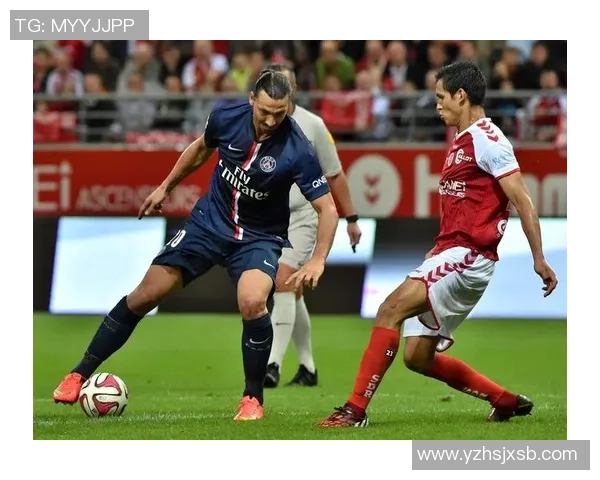 足球明星们的奇特跑步姿势揭秘让你大开眼界的运动风格与技巧分析